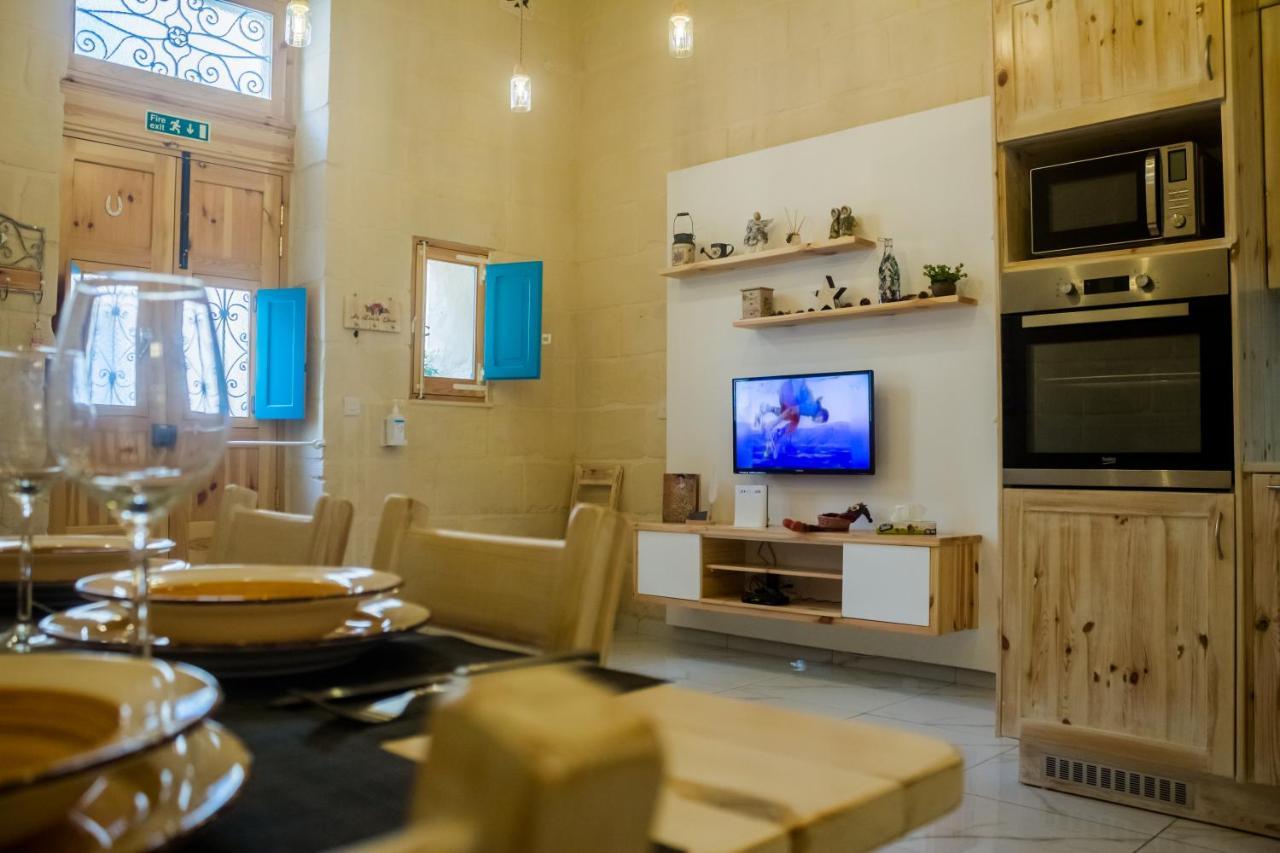Ta' Gilard - Lovely Renovated Holiday Home Żabbar Buitenkant foto