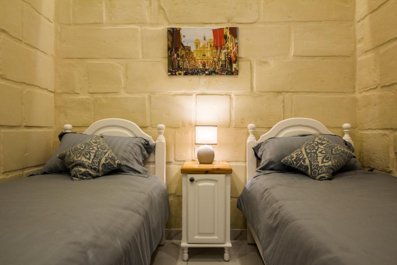 Ta' Gilard - Lovely Renovated Holiday Home Żabbar Buitenkant foto