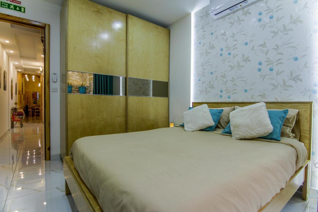 Ta' Gilard - Lovely Renovated Holiday Home Żabbar Buitenkant foto